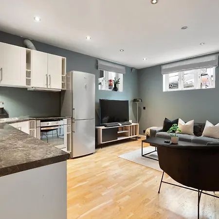 Modern In Centrum Apartamento *