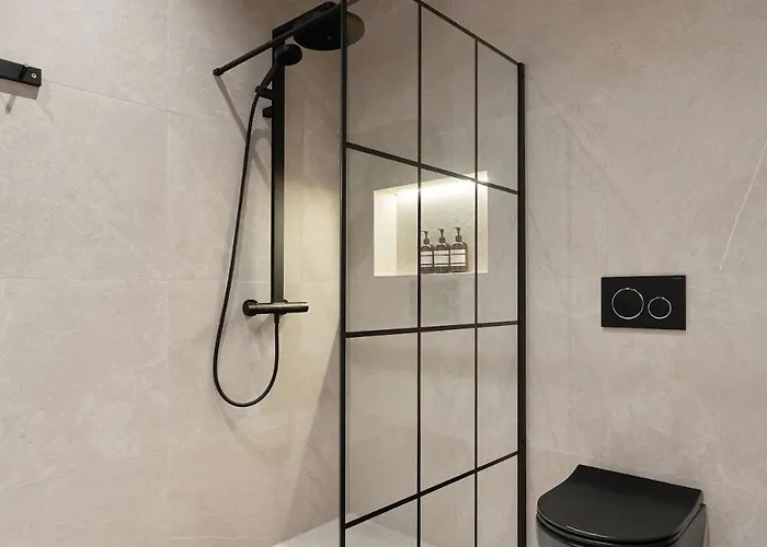 Modern In Centrum Διαμέρισμα *