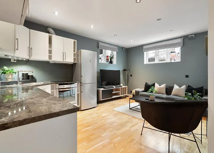 Modern In Centrum Διαμέρισμα *