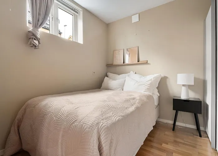 Modern In Centrum Διαμέρισμα *