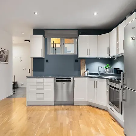 Apartament Modern In Centrum